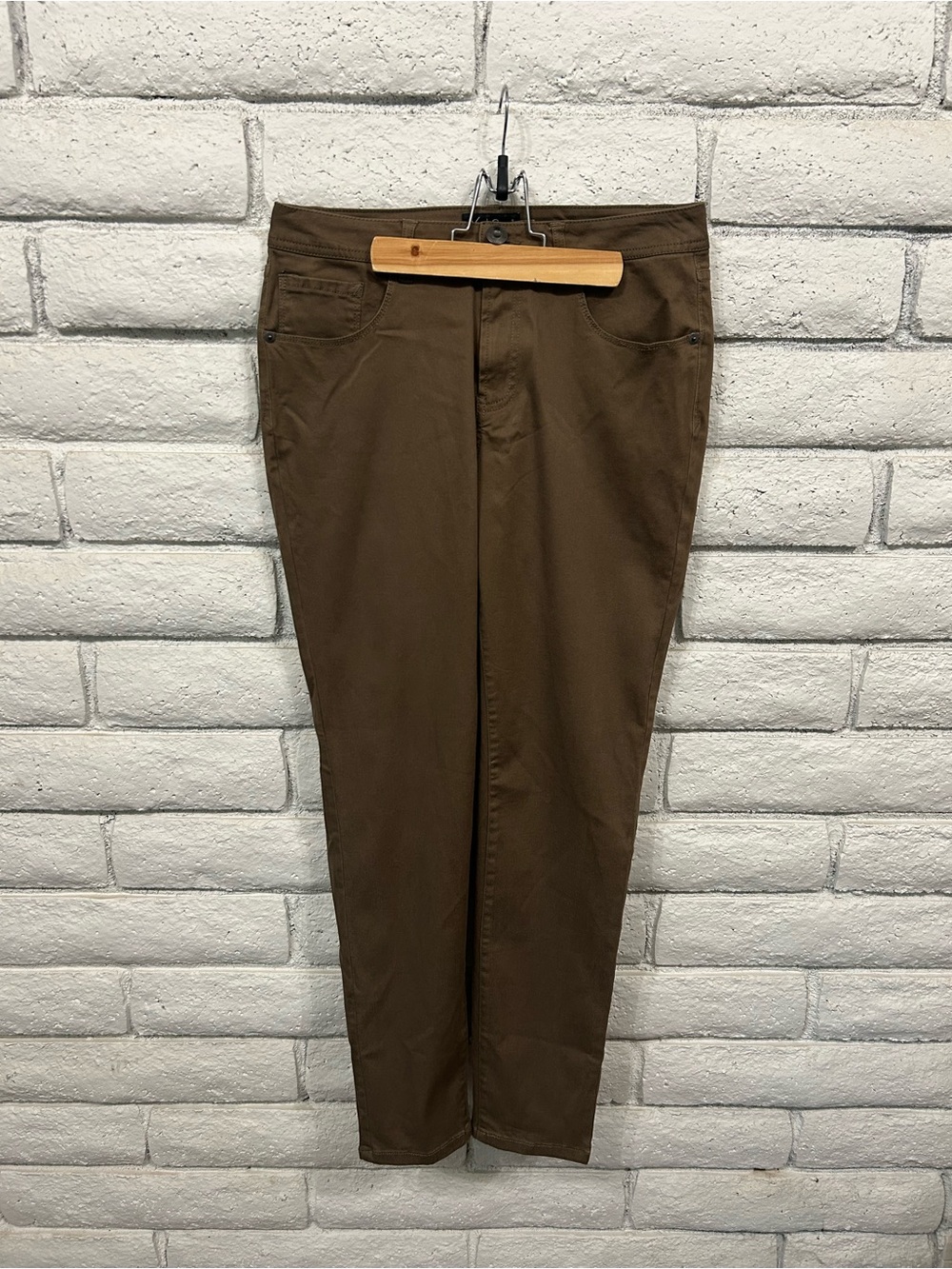 North River Outfitters Brown Straight Leg Pants Women's Casual Stretch
